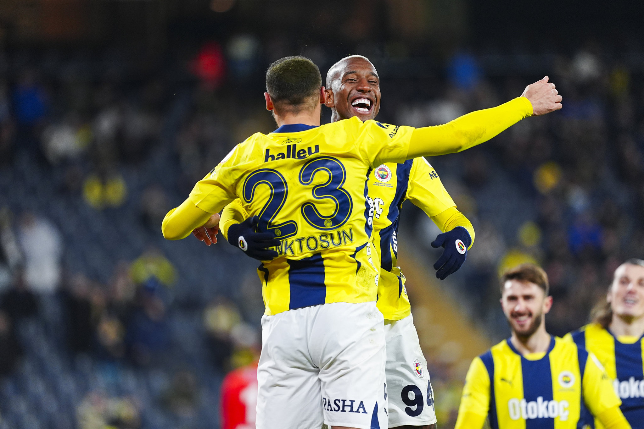 FENERBAHÇE HABERİ: Sürpriz transfer iddiası! Cenk Tosun geri dönüyor