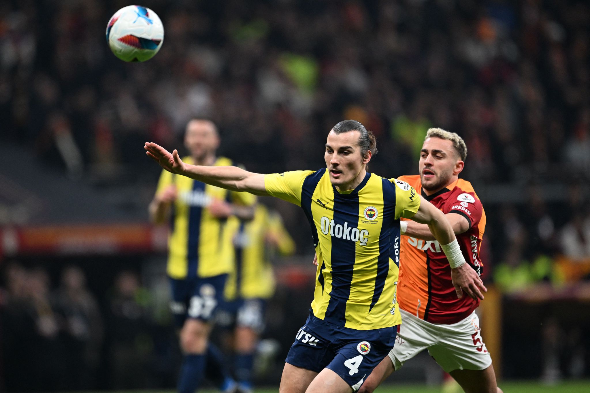 Galatasaray - Fenerbahçe derbisi sonrası şampiyonluk oranları güncellendi! İşte favori takım