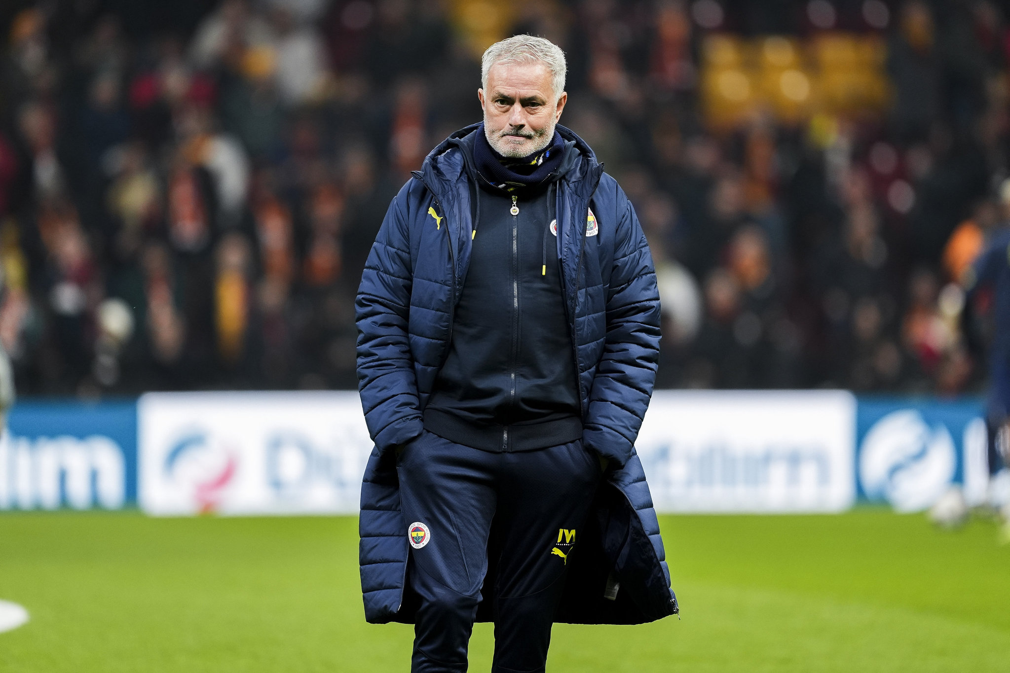 TRANSFER HABERİ: Fenerbahçe’de son dakika Mourinho kararı! Herkese sürpriz oldu