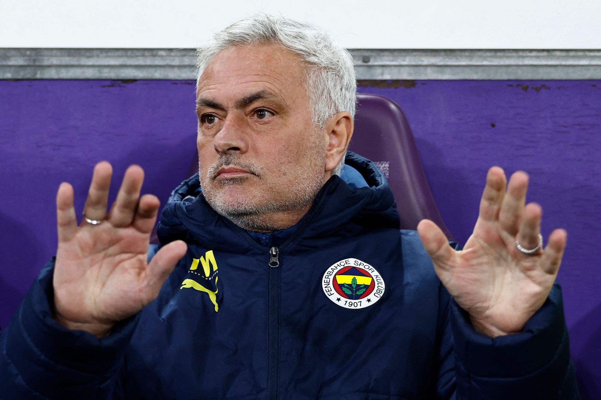 TRANSFER HABERİ: Fenerbahçe’de son dakika Mourinho kararı! Herkese sürpriz oldu