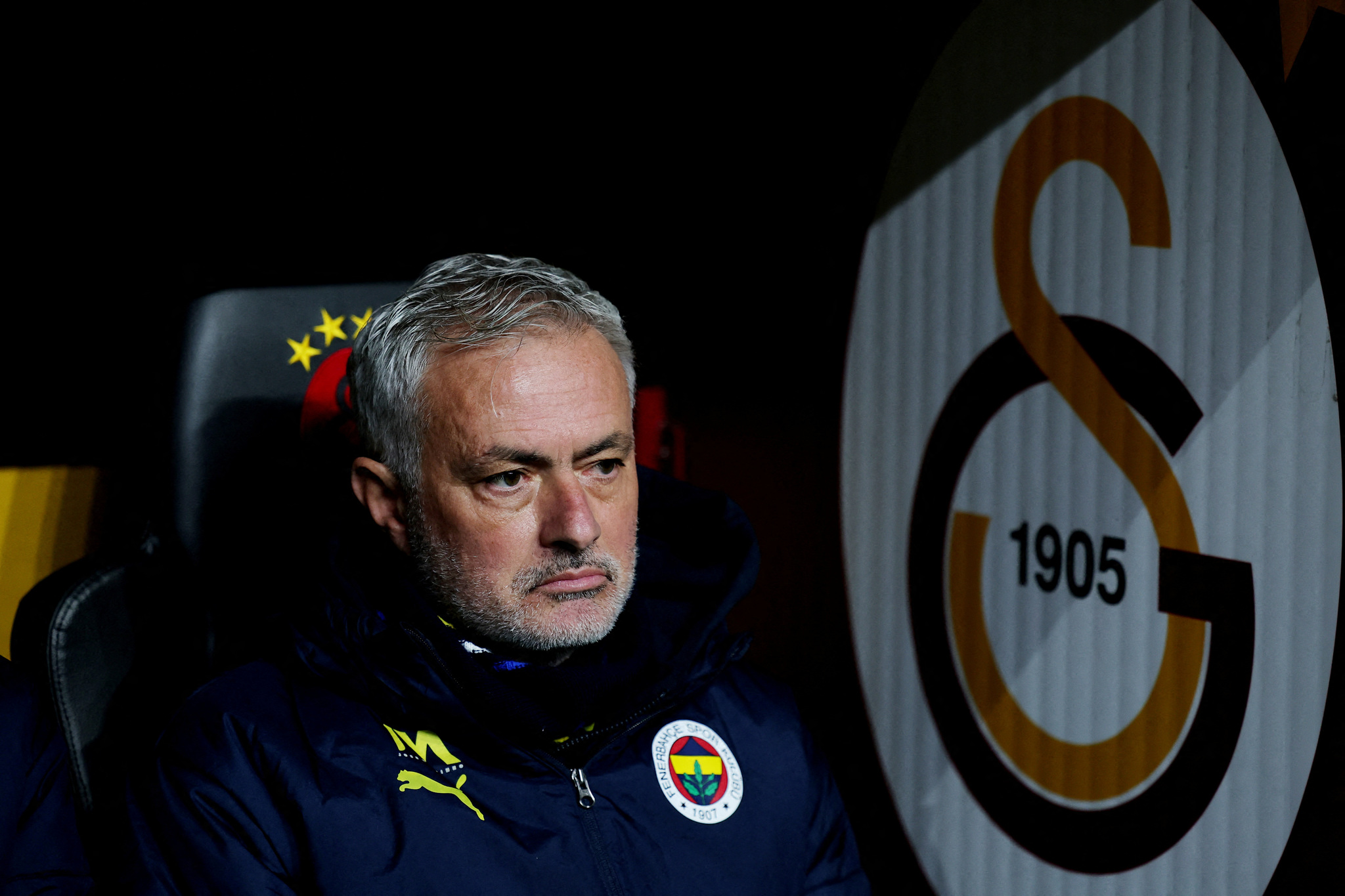 TRANSFER HABERİ: Fenerbahçe’de son dakika Mourinho kararı! Herkese sürpriz oldu