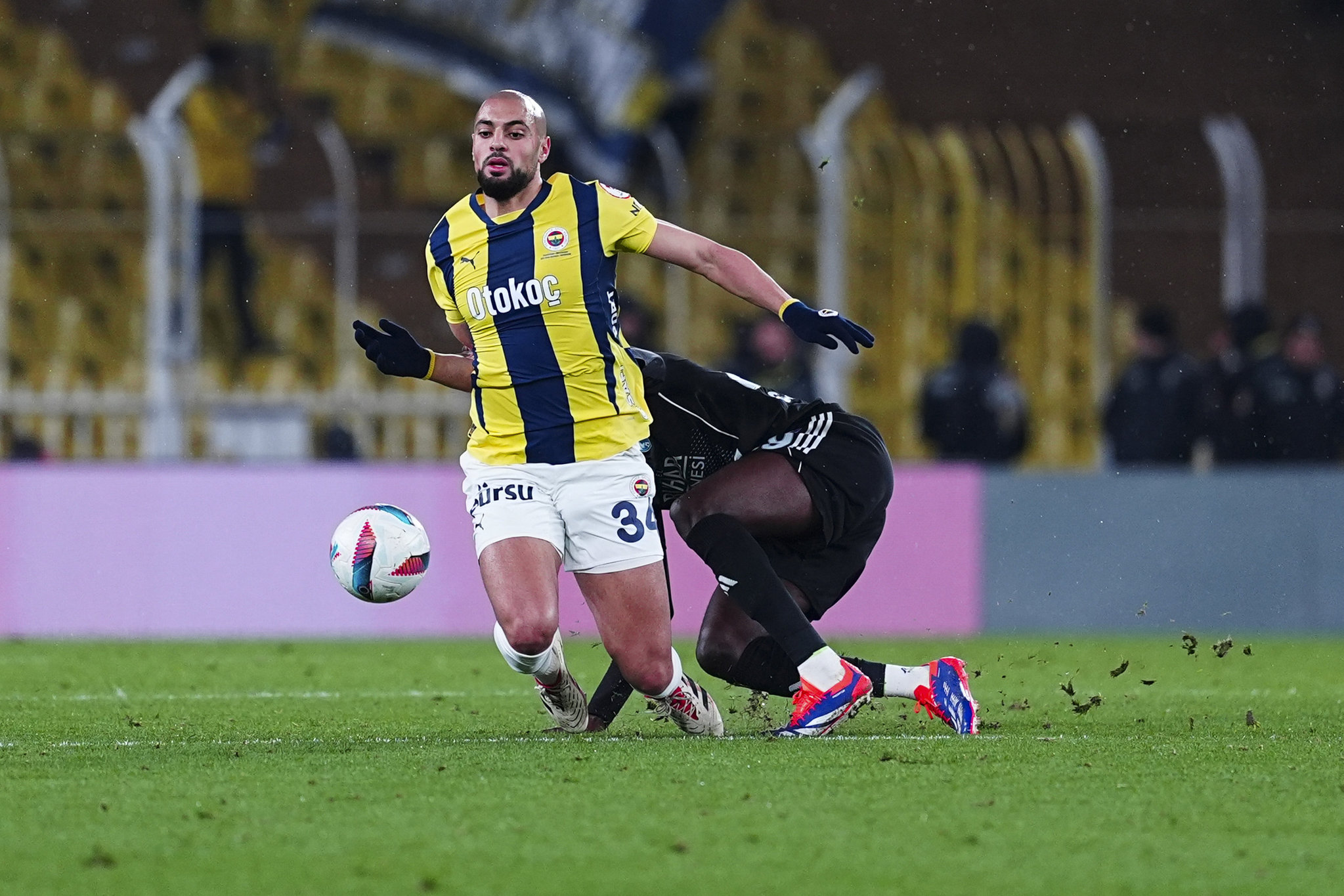 Fenerbahçe’den dev transfer hamlesi! Bonservisi alınıp satılacak