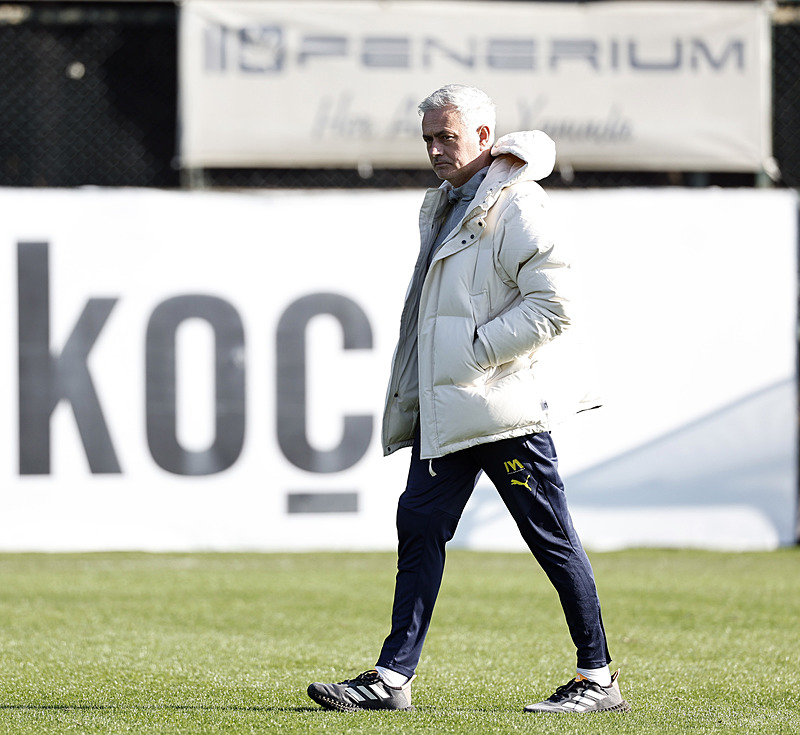 Fenerbahçe’den dev transfer hamlesi! Bonservisi alınıp satılacak