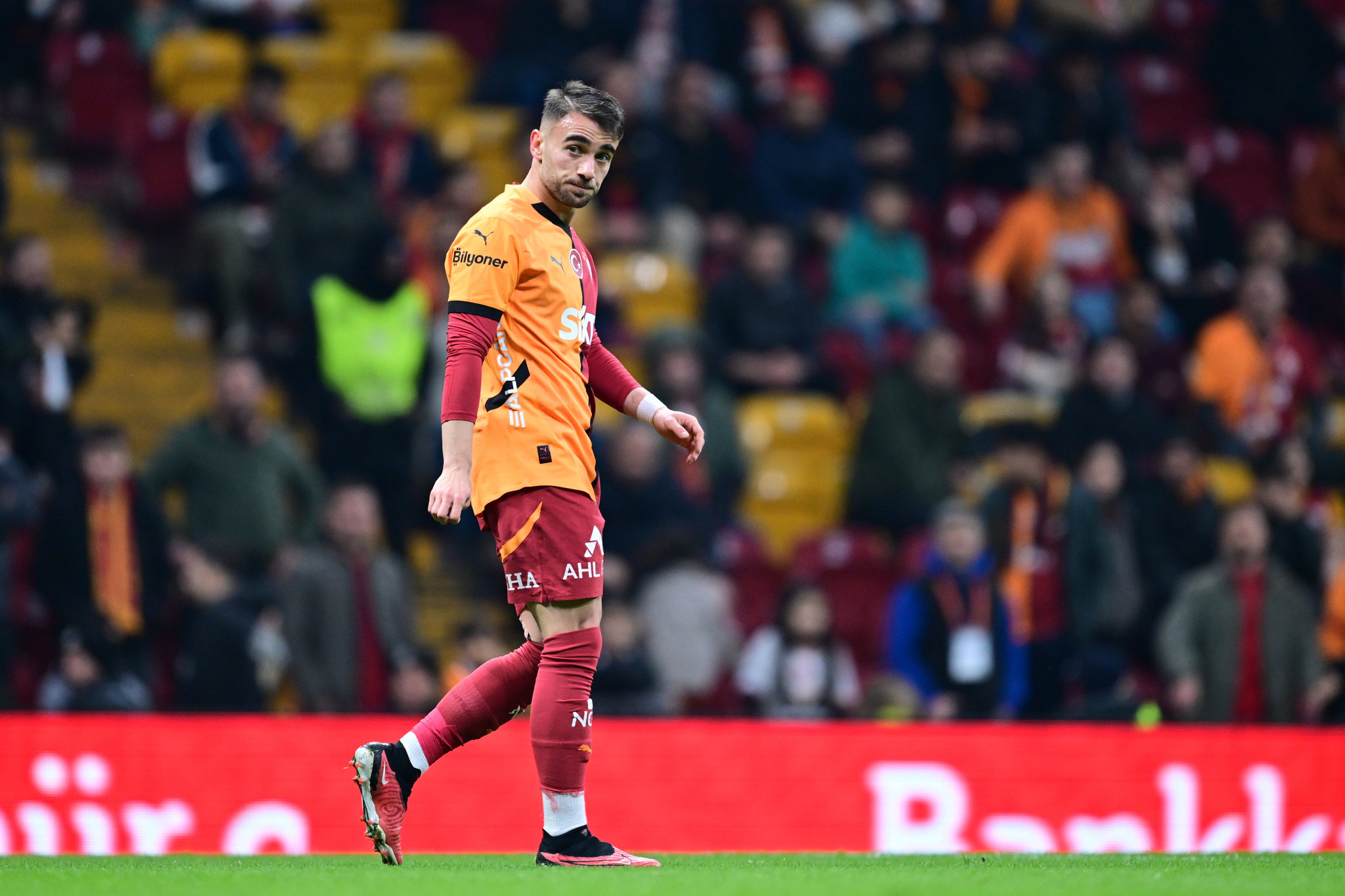 GALATASARAY HABERİ | Yunus Akgün kararını verdi! Okan Buruk’la görüştü ve...