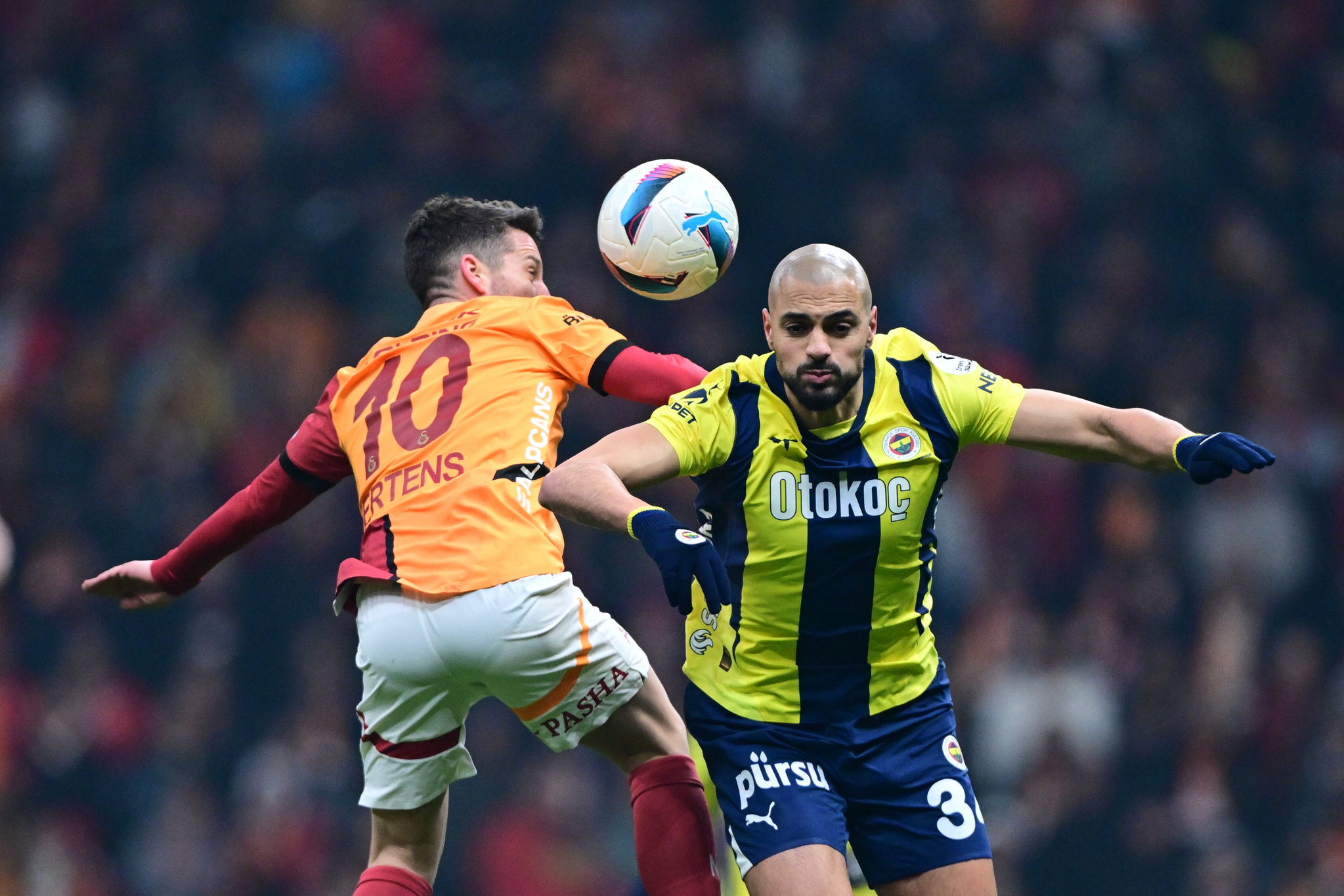Fenerbahçe’de Sofyan Amrabat bilmecesi! Pazarlıklar başladı