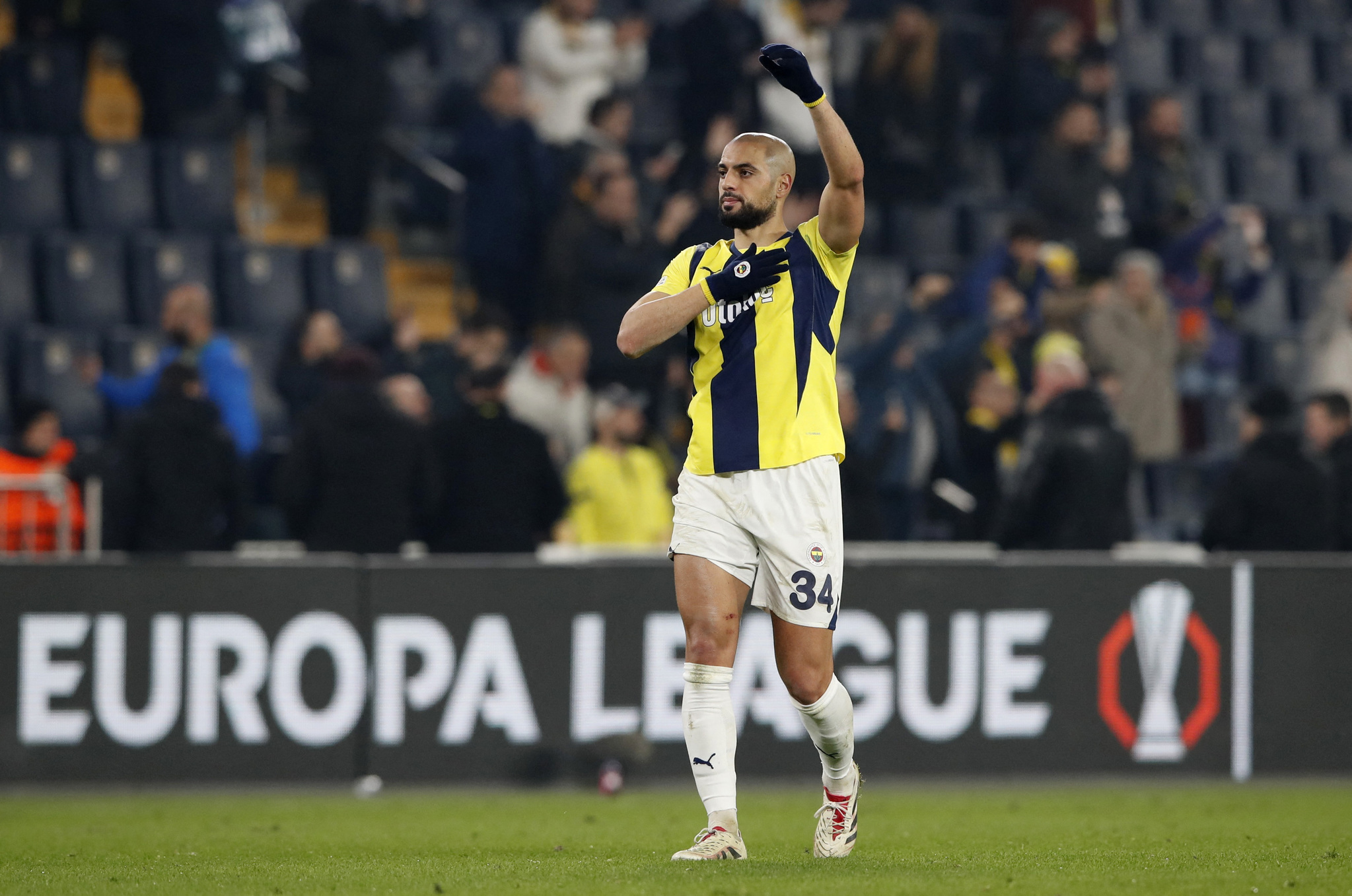 Fenerbahçe’de Sofyan Amrabat bilmecesi! Pazarlıklar başladı