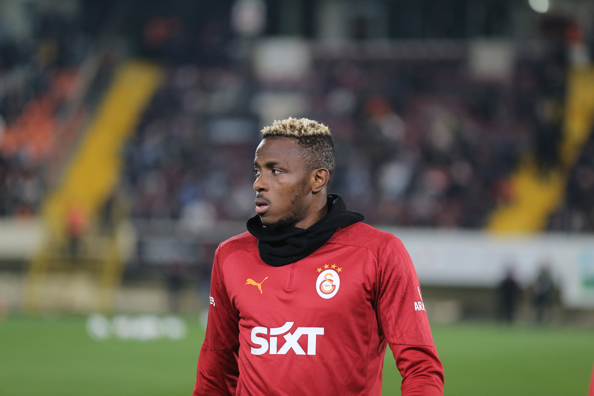 Galatasaray’da Osimhen talepleri şoke etti! Maaş konusunda...