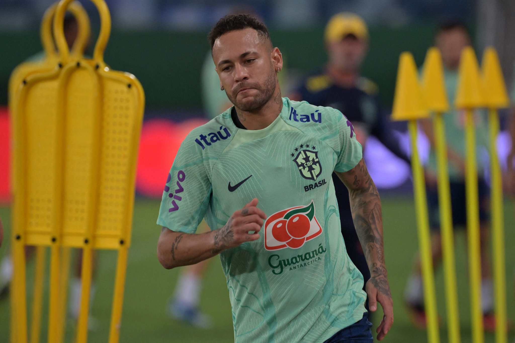 Galatasaray’dan Şampiyonlar Ligi için dev hamle! Transferde yer yerinden oynayacak