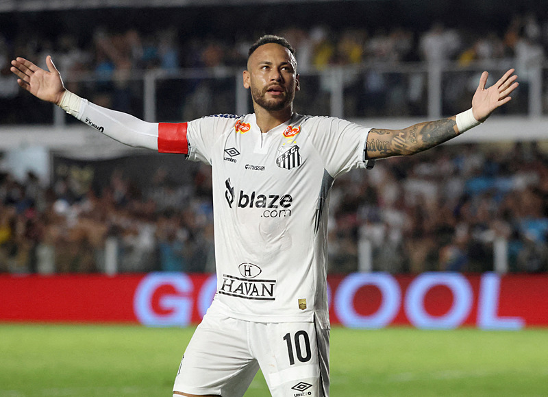 Galatasaray’dan Şampiyonlar Ligi için dev hamle! Transferde yer yerinden oynayacak