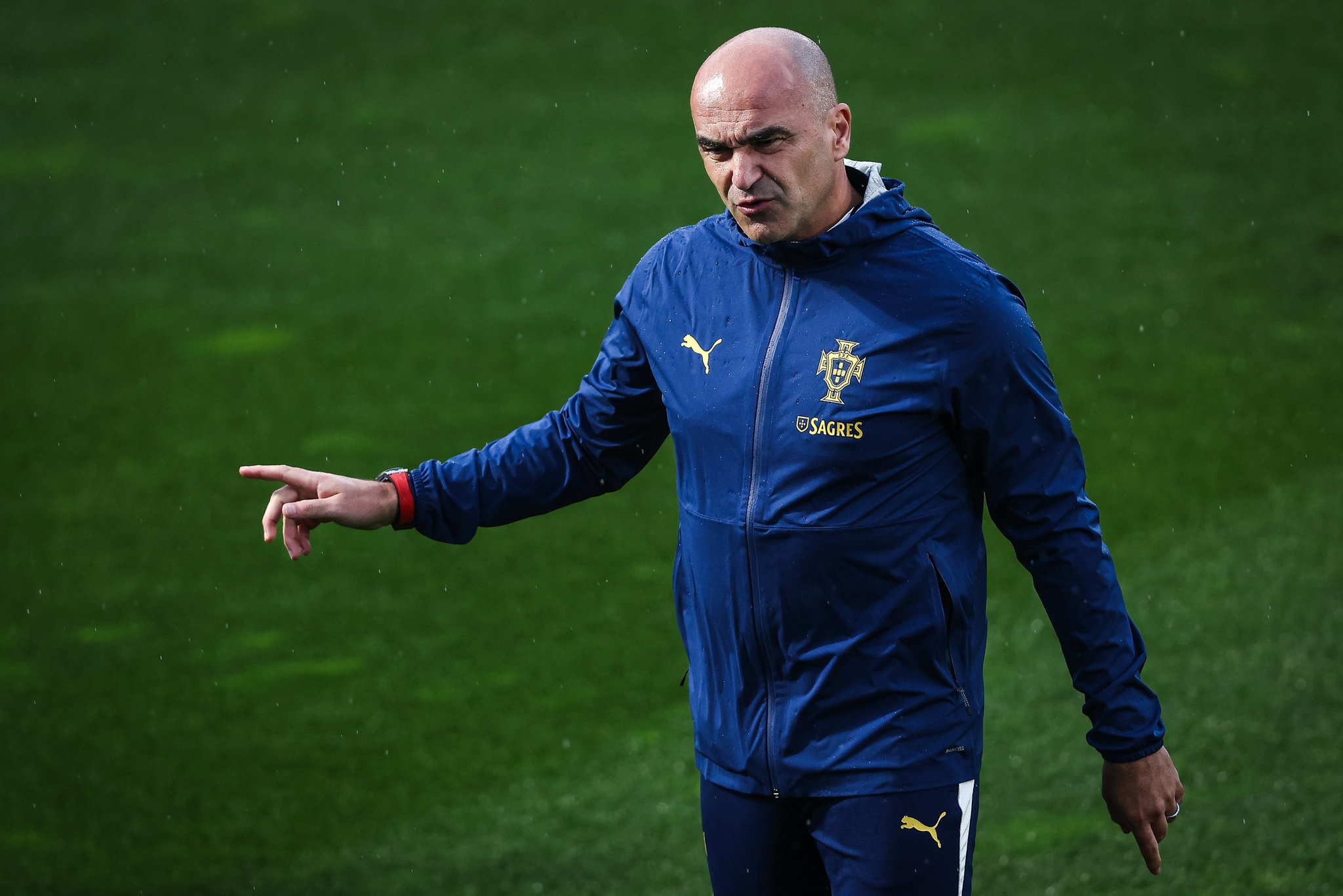 FENERBAHÇE HABERİ: Portekiz’de Mourinho sesleri! Yer yerinden oynadı