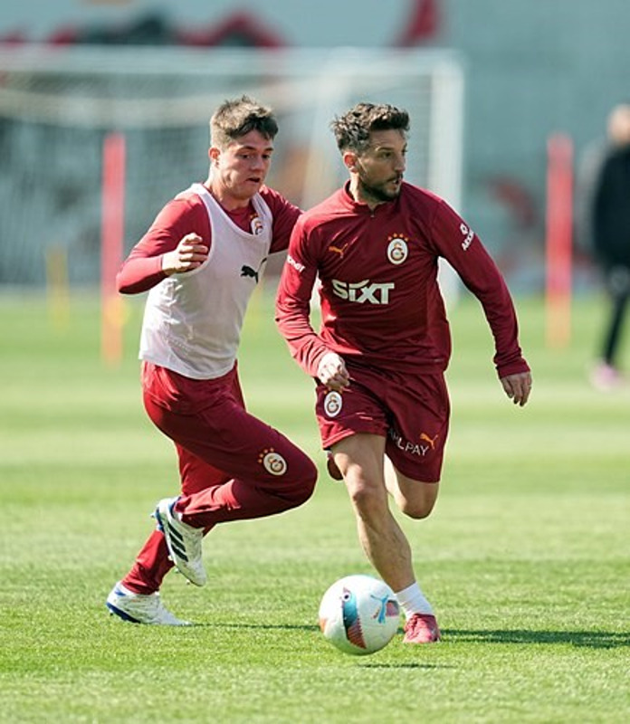 TRANSFER HABERLERİ | Galatasaray’ın yıldızı için Premier Lig ekibi devrede! Gelecek sezon...