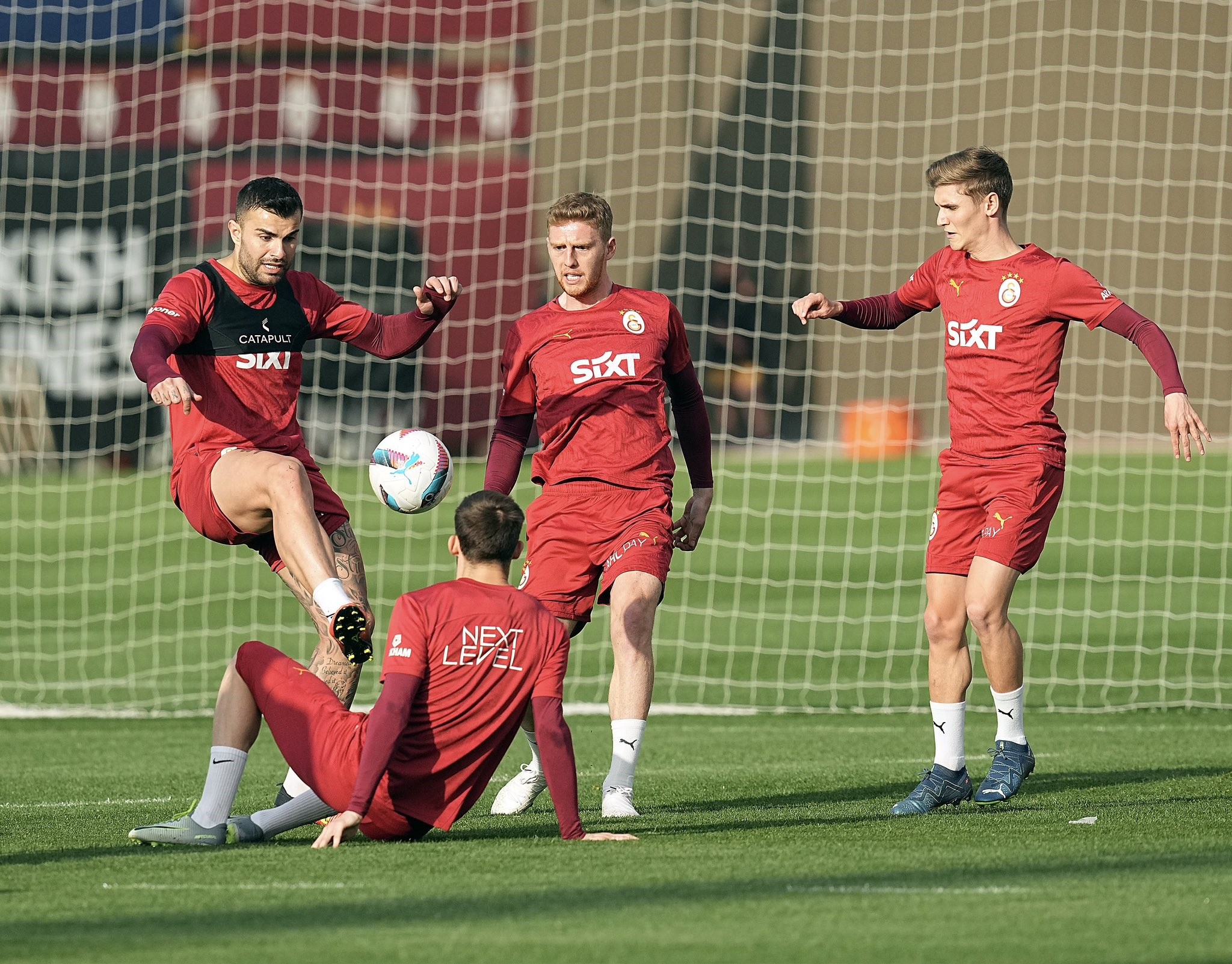 Galatasaray’dan şampiyonluk transferi! Dünyaca ünlü yıldız Aslan oluyor