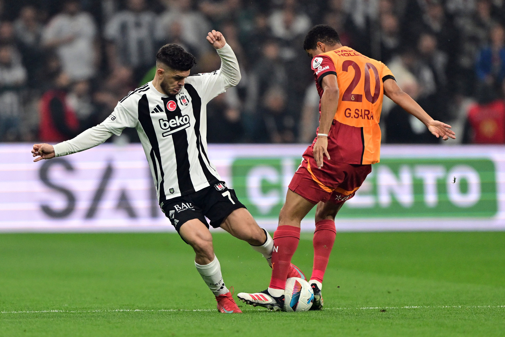 TRANSFER HABERİ: Galatasaray’dan Beşiktaş maçı sonrası radikal karar! Yıldız ismin bileti kesildi