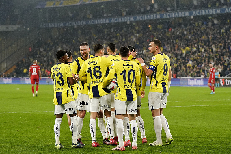Fenerbahçe’den çok konuşulacak transfer! En-Nesyri’nin yanına dünya yıldızı geliyor
