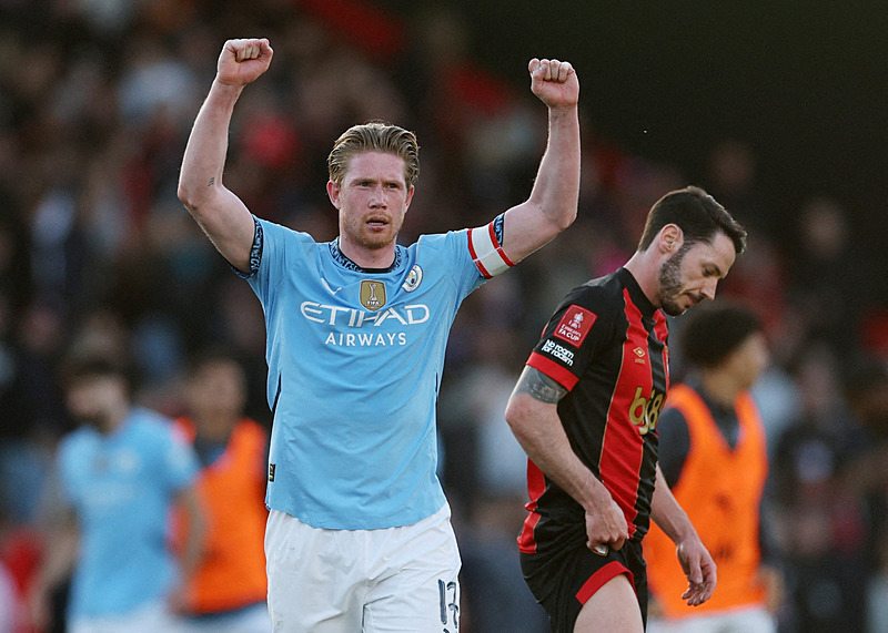 Galatasaray’dan De Bruyne bombası! Transferi Mertens bitirecek