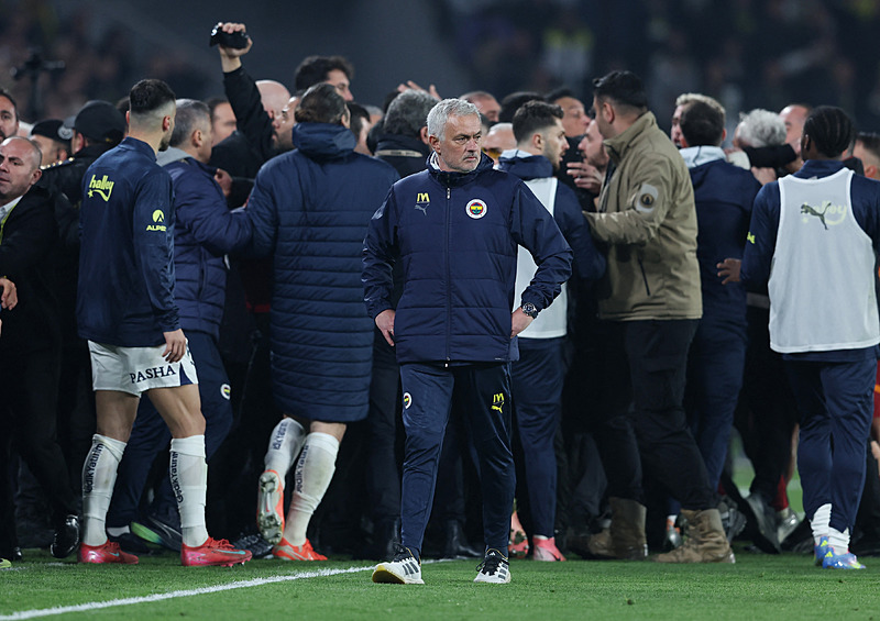FENERBAHÇE HABERİ - Jose Mourinho kaç maç ceza alacak? İşte TFF’nin disiplin talimatı
