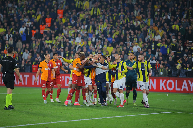 FENERBAHÇE HABERİ - Jose Mourinho kaç maç ceza alacak? İşte TFF’nin disiplin talimatı