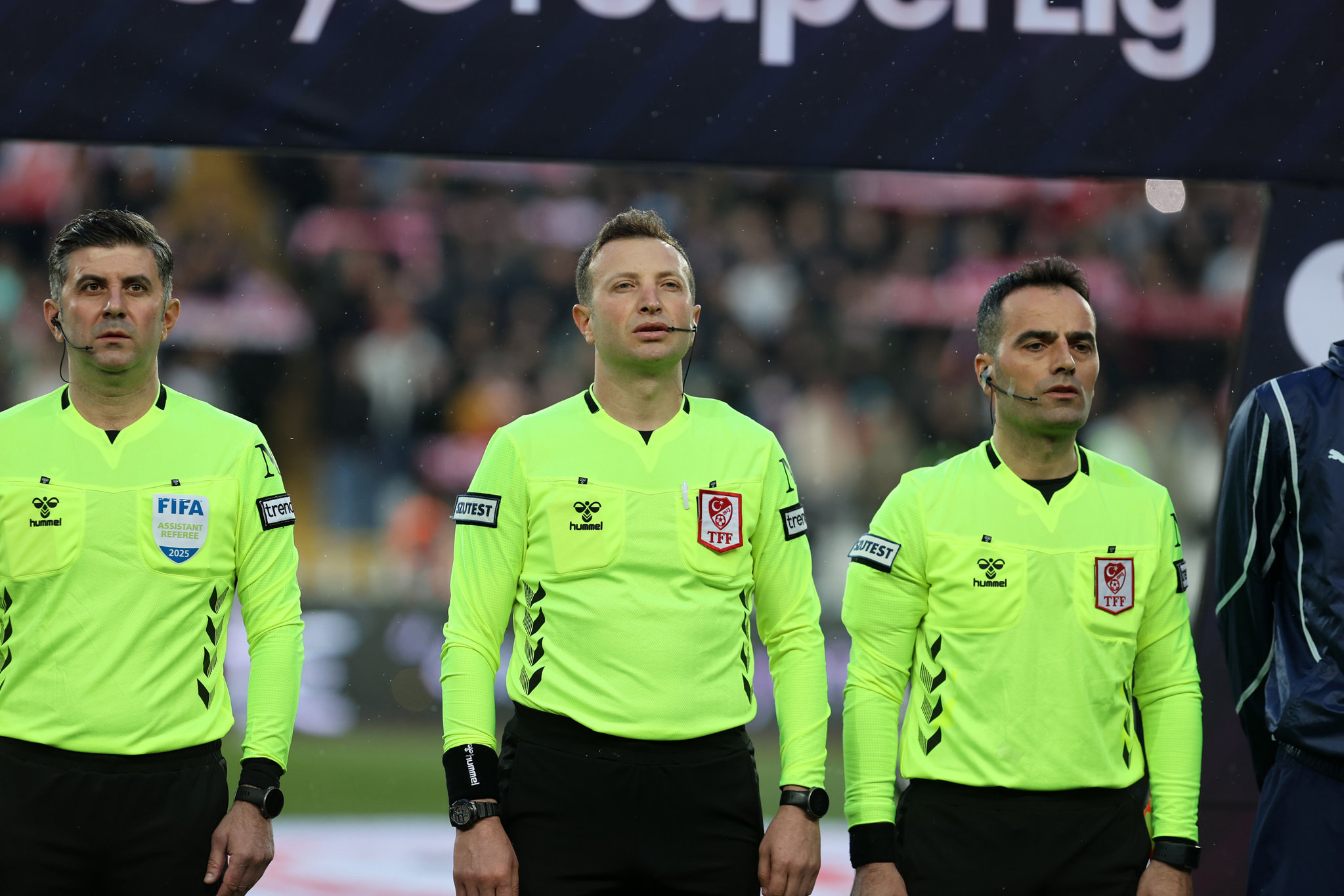 FENERBAHÇE HABERİ: Ahmet Çakar son noktayı koydu! Mert Müldür’ün pozisyonu penaltı mıydı?