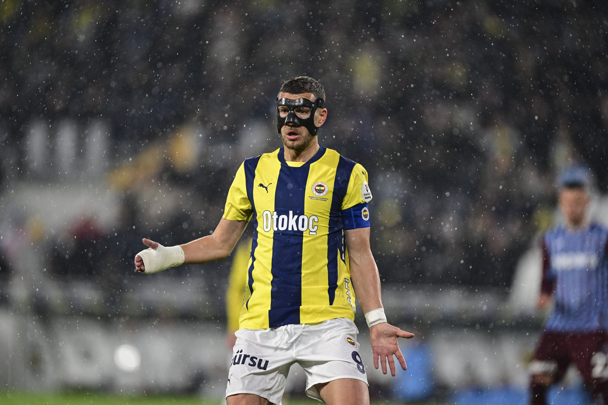 FENERBAHÇE TRANSFER HABERİ: Edin Dzeko İtalya’ya dönüyor! İşte yeni takımı