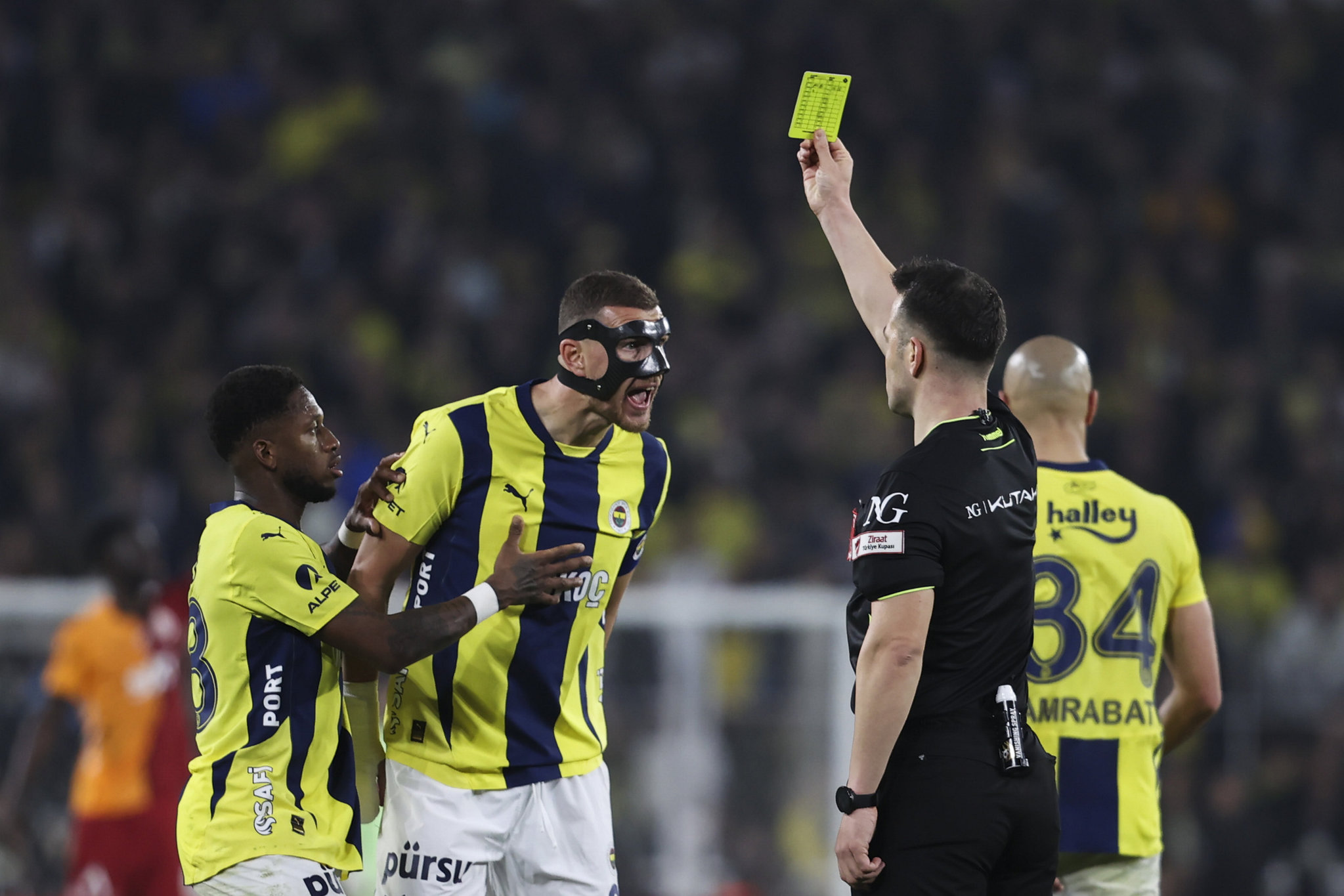 FENERBAHÇE TRANSFER HABERİ: Edin Dzeko İtalya’ya dönüyor! İşte yeni takımı
