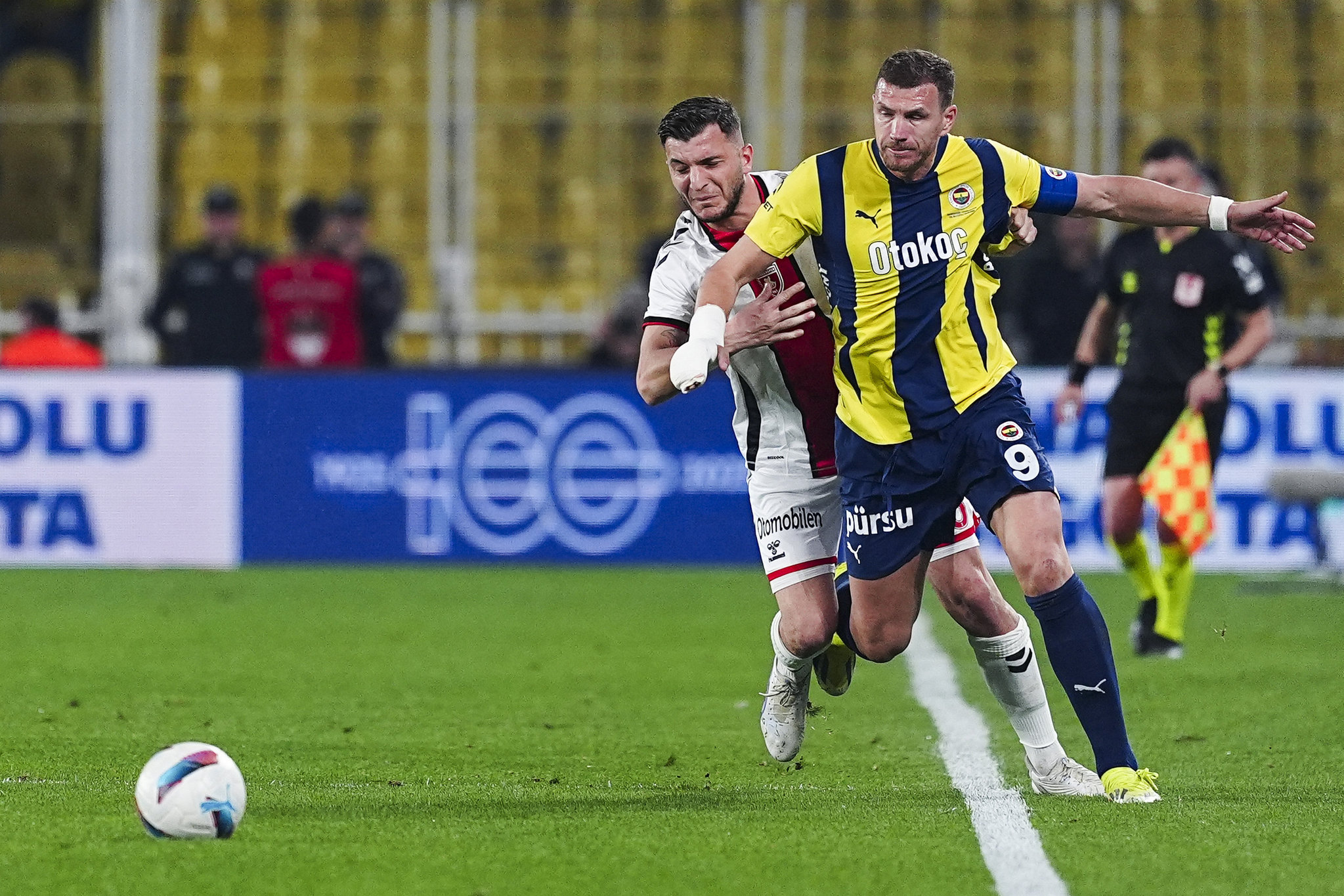 FENERBAHÇE TRANSFER HABERİ: Edin Dzeko İtalya’ya dönüyor! İşte yeni takımı