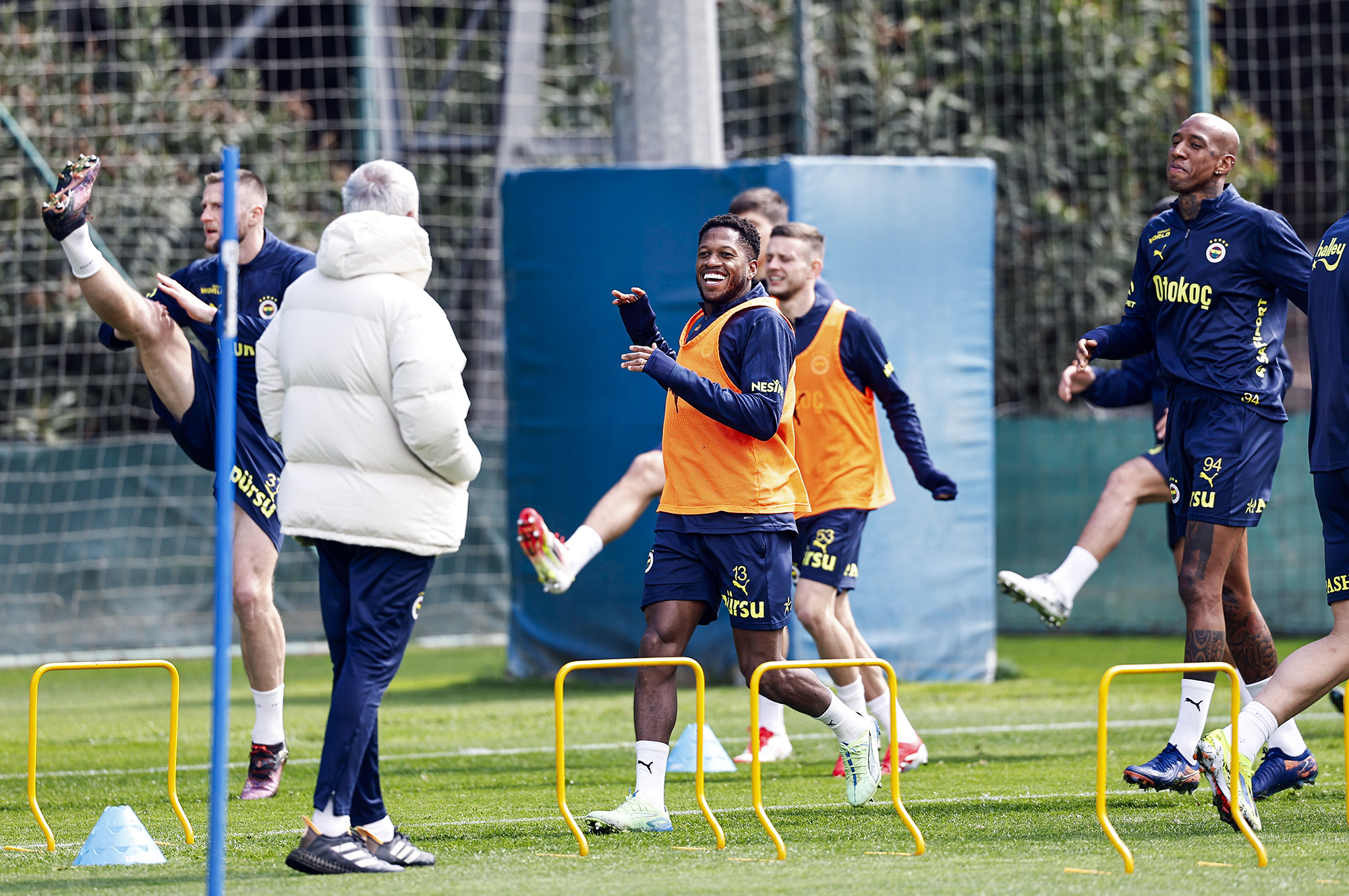 FENERBAHÇE HABERİ: Mourinho’dan 7 hafta kala radikal karar! Her şey tersine döndü