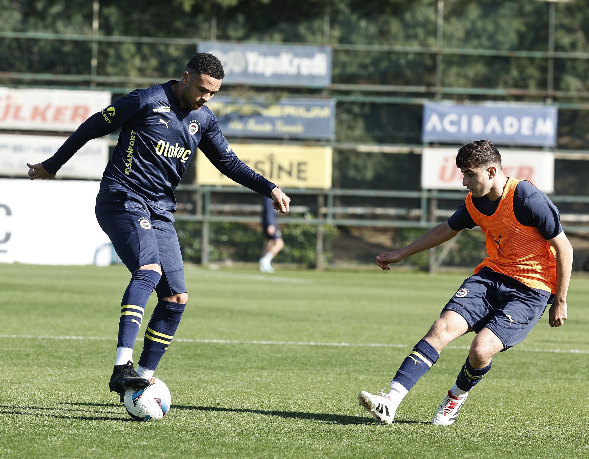 TRANSFER HABERİ: Fenerbahçe’deki ayrılıkları tek tek açıkladı! Gelecek sezon takımda yoklar