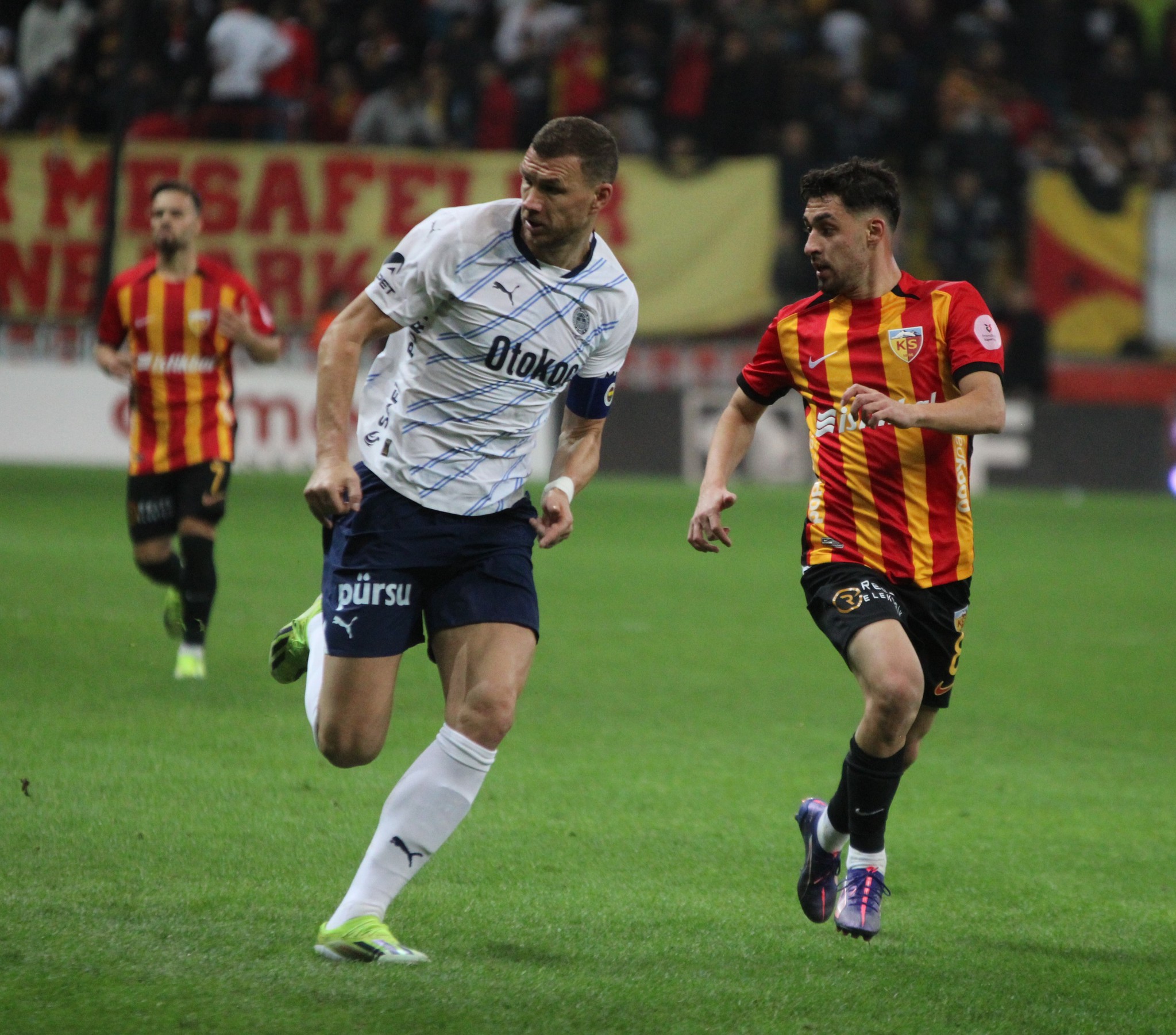 Fenerbahçe’de Bellona Kayserispor maçı öncesi büyük endişe!
