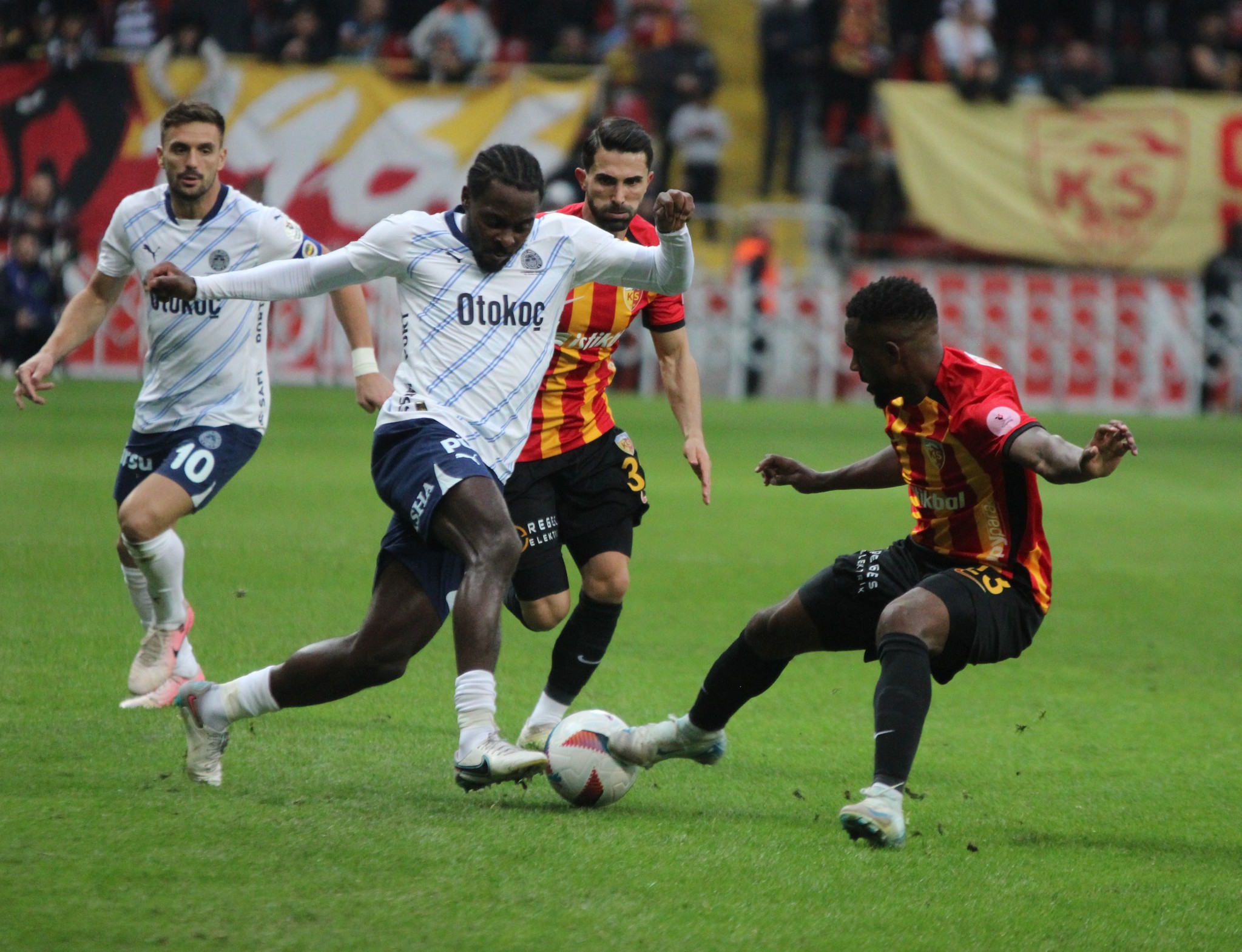 Fenerbahçe’de Bellona Kayserispor maçı öncesi büyük endişe!