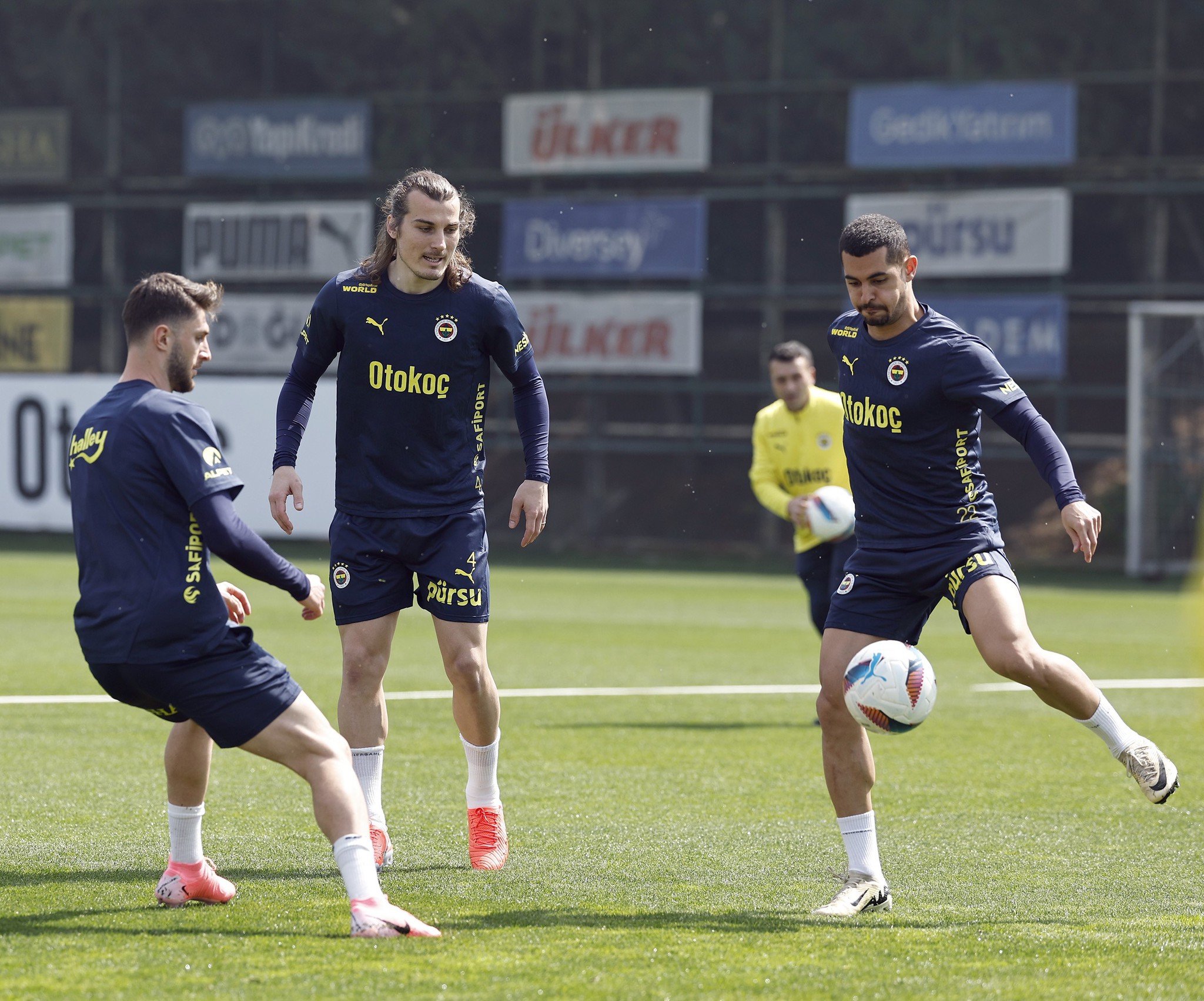 Fenerbahçe’de Bellona Kayserispor maçı öncesi büyük endişe!
