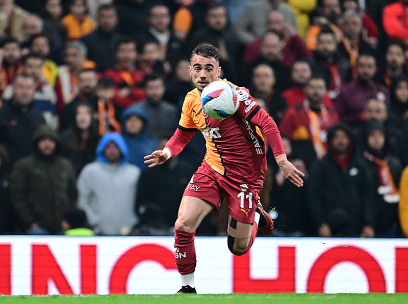 TRANSFER HABERLERİ | Galatasaray’da yönetimden Yunus Akgün hamlesi! Sözleşmesi...