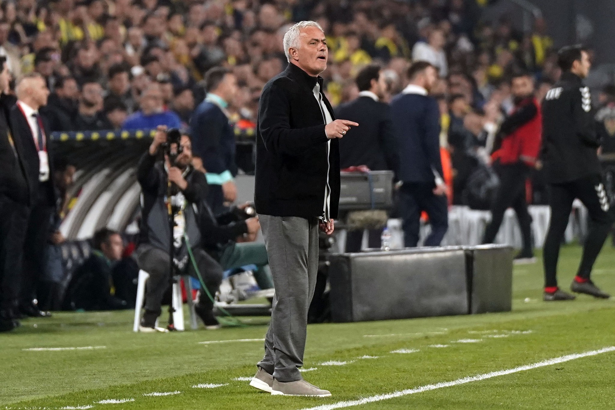 Ahmet Çakar’dan şok Fenerbahçe yorumu!