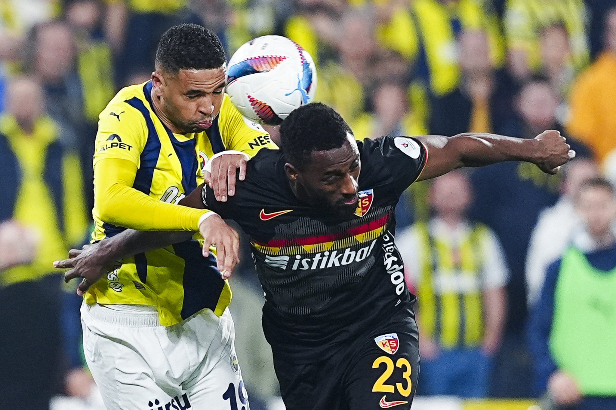 TRANSFER HABERİ: Fenerbahçe’de tam 12 ayrılık birden! Bellona Kayserispor maçı sonrası biletleri kesildi