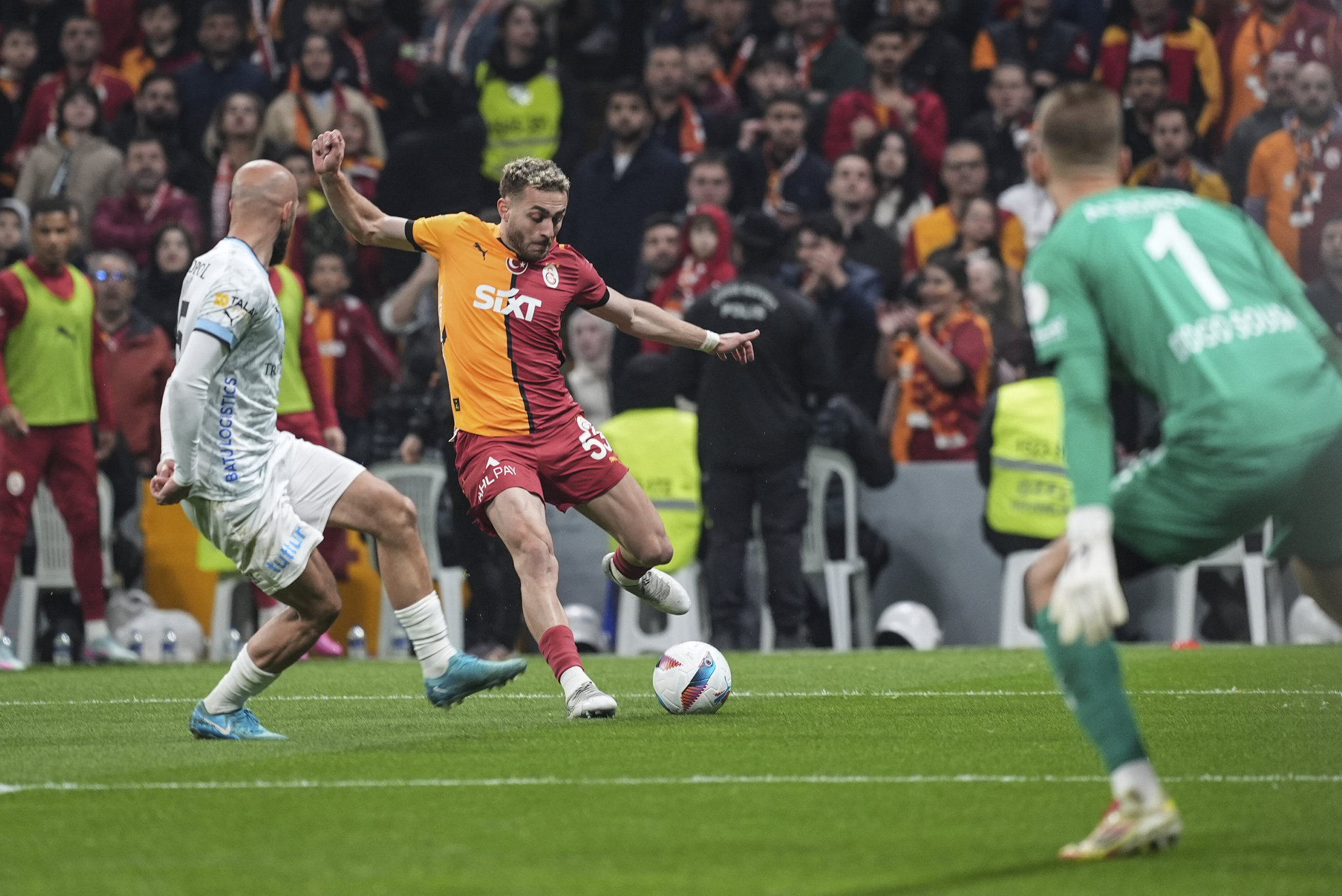Okan Buruk’tan flaş Mertens kararı! İşte Galatasaray’ın TÜMOSAN Konyaspor maçı 11’i