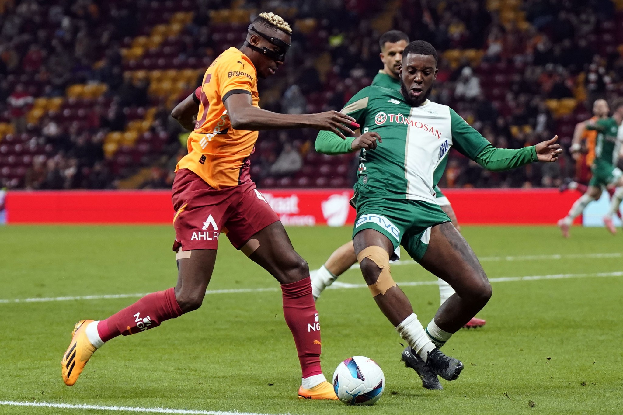 Okan Buruk’tan flaş Mertens kararı! İşte Galatasaray’ın TÜMOSAN Konyaspor maçı 11’i