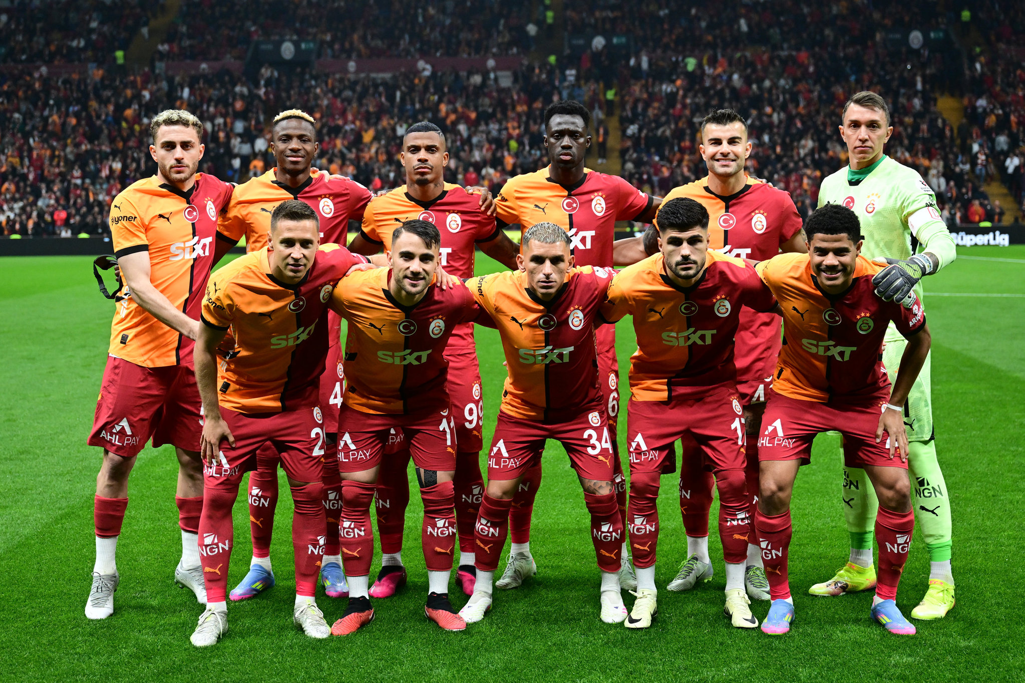 GALATASARAY HABERİ: Yönetimden taraftara şampiyonluk hediyesi! Bu transfer yeni sezona damga vurur