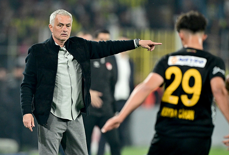 Fenerbahçe’de yönetimden Jose Mourinho isyanı! Yeter bıktım artık