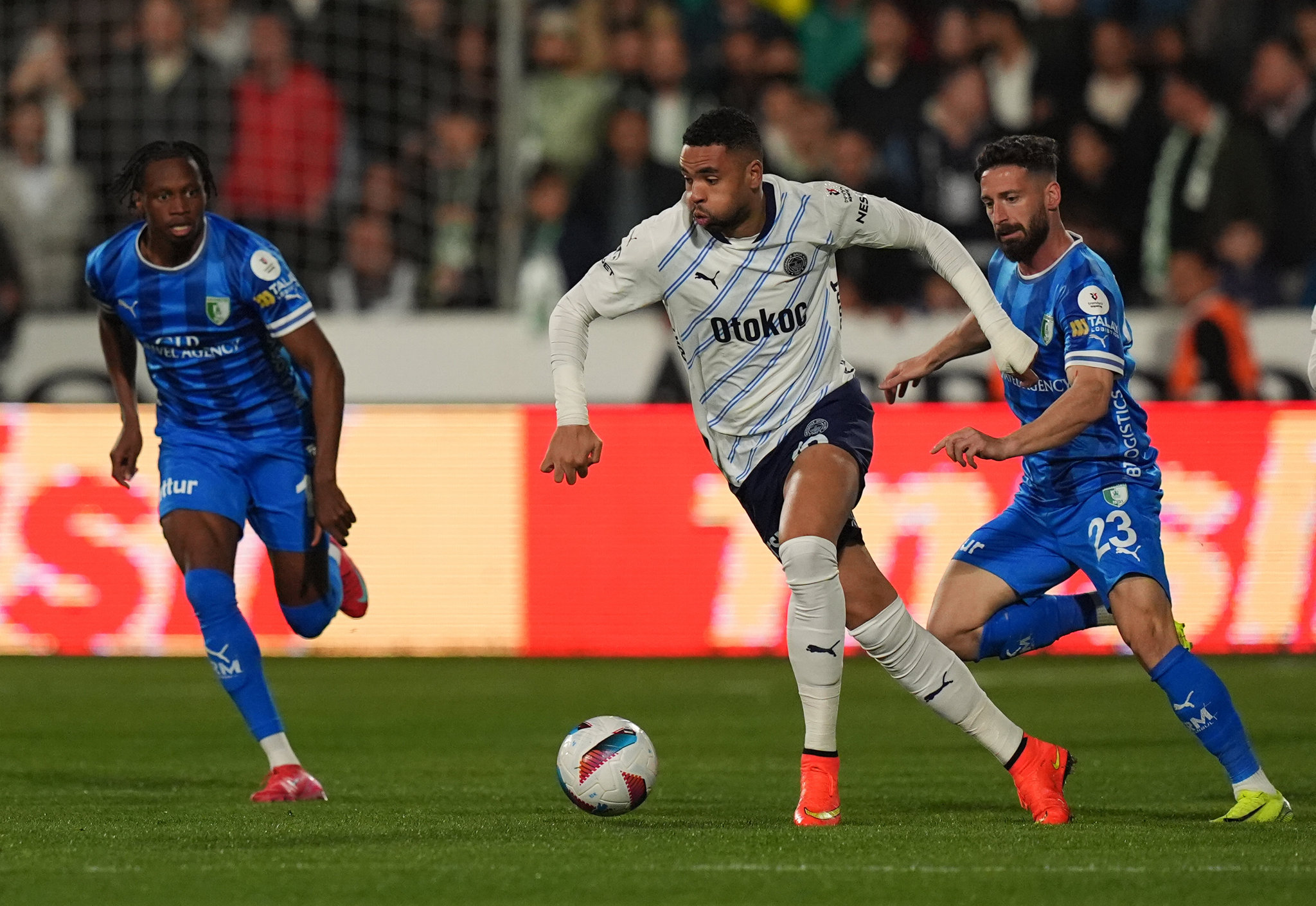 Fenerbahçe’nin Youssef En Nesyri planı! o fiyatta teklif gelirse...