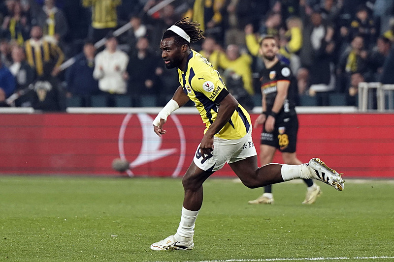 TRANSFER HABERLERİ | Fenerbahçeli yıldız eski takımına dönüyor! Anlaşma büyük oranda sağlandı
