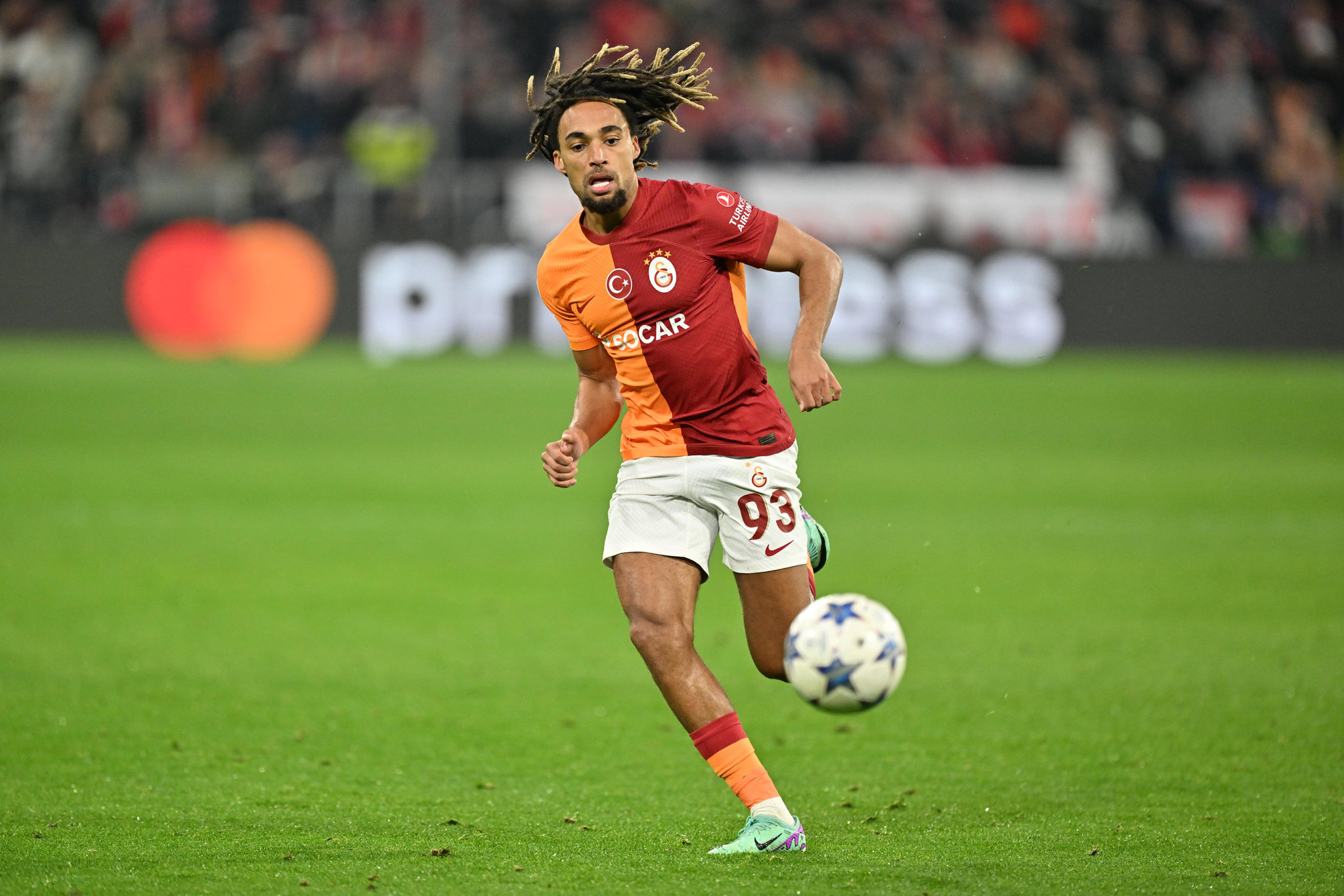 Fenerbahçe’yi yıktı Galatasaray’ı peşine taktı!