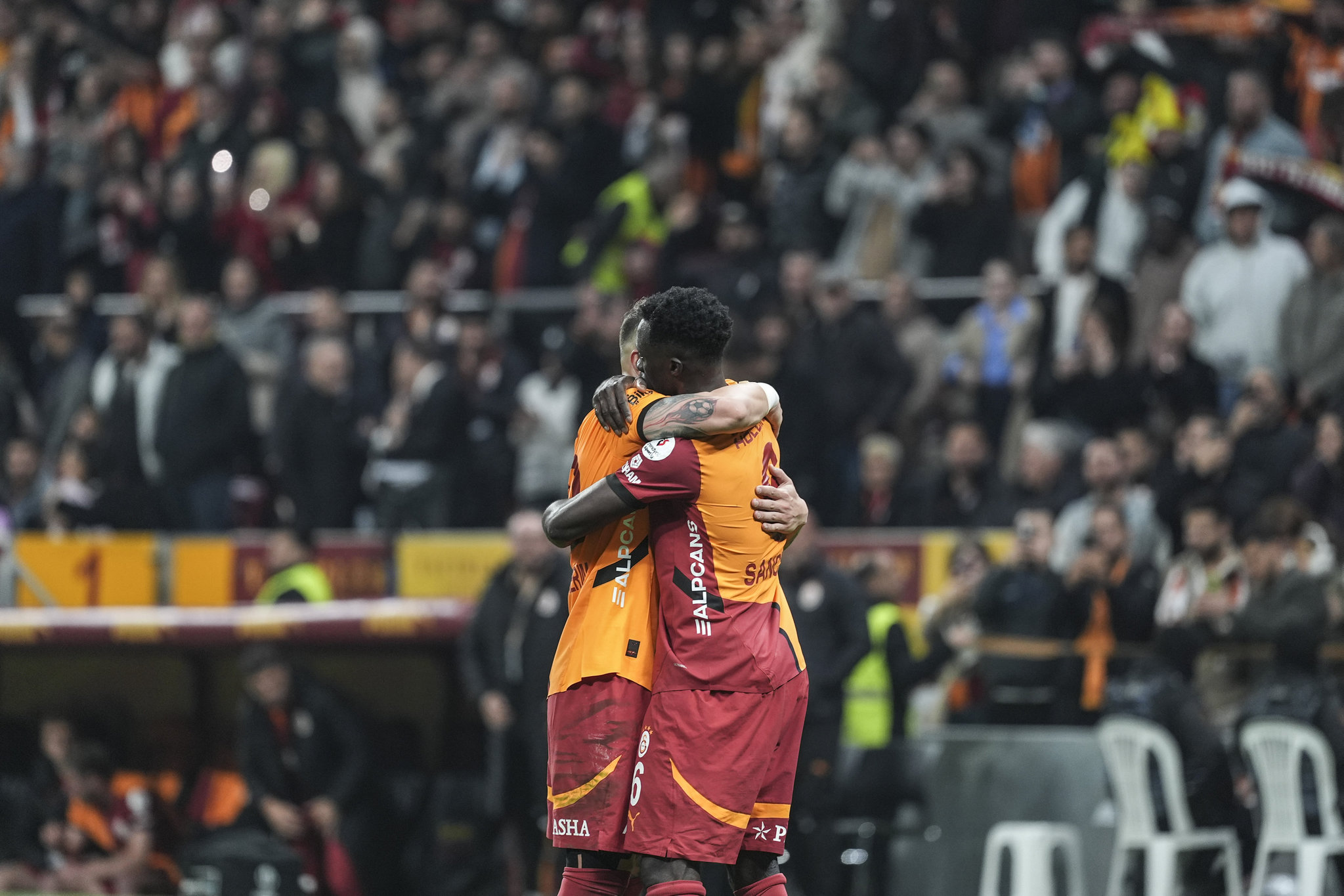 Galatasaray’dan Davinson Sanchez kararı!
