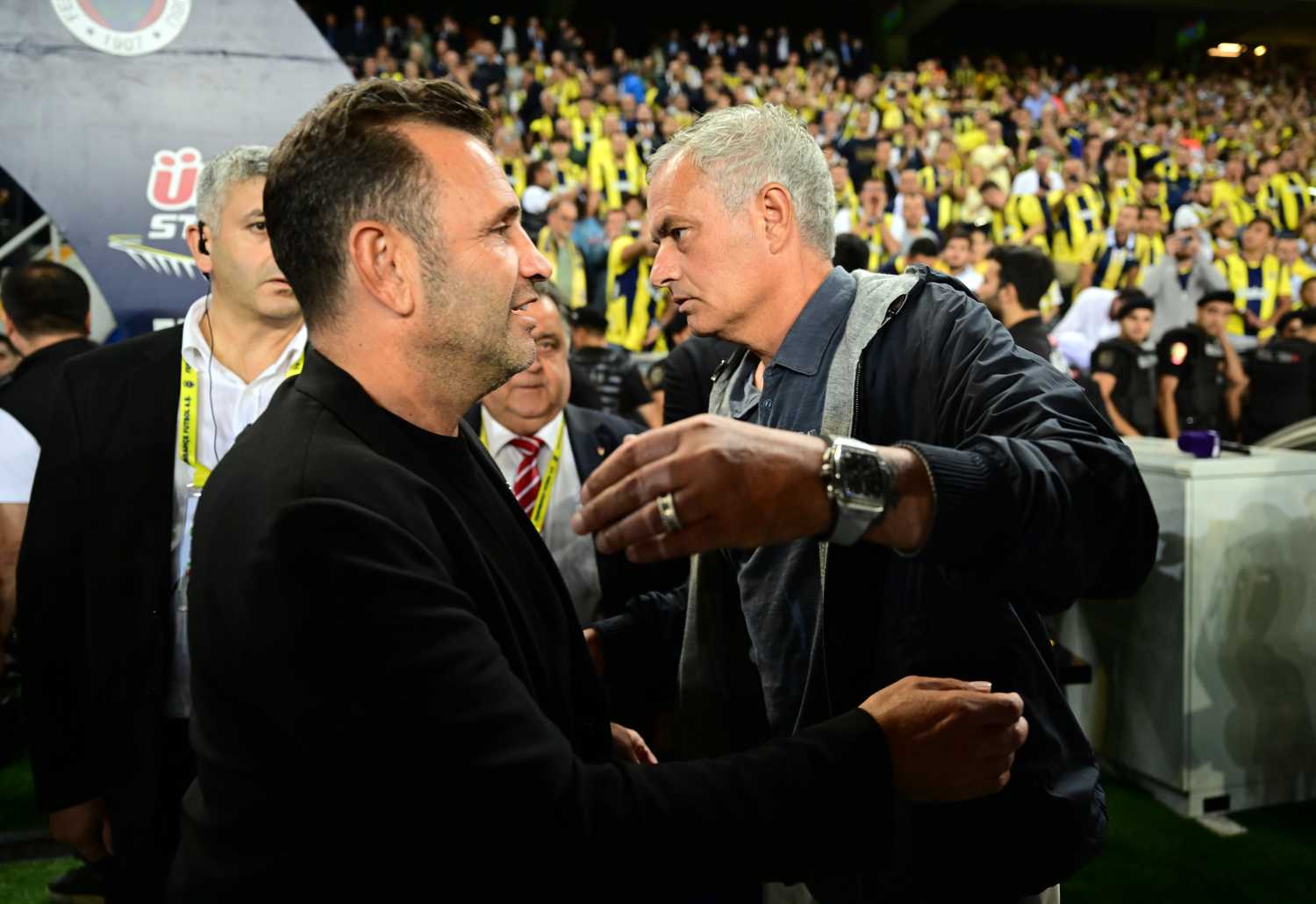 Transferde dev kapışma! Fenerbahçe ile Galatasaray karşı karşıya