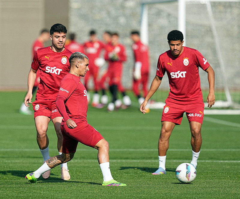 TRANSFER HABERİ: Galatasaray’dan çok konuşulacak Okan Buruk hamlesi! Tam 15 milyon Euro...