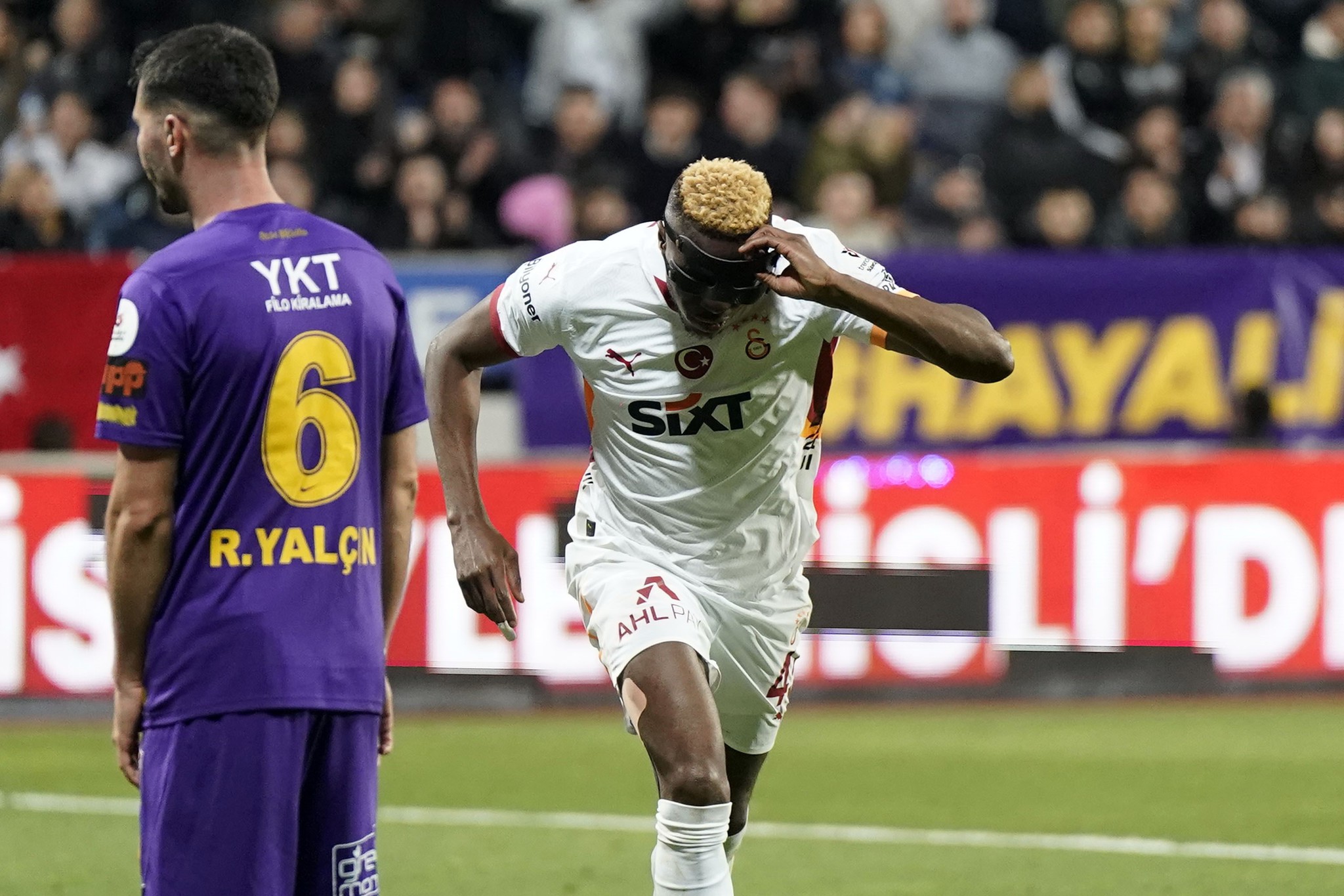 Ahmet Çakar’dan Galatasaray’ın yıldızına övgü: Hagi’den sonra...