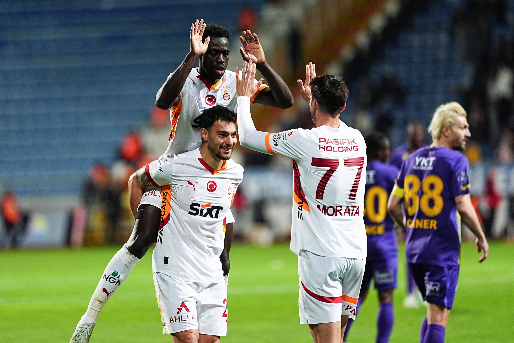TRANSFER HABERİ | Galatasaray’a Malili orta saha! Görüşmeler başladı