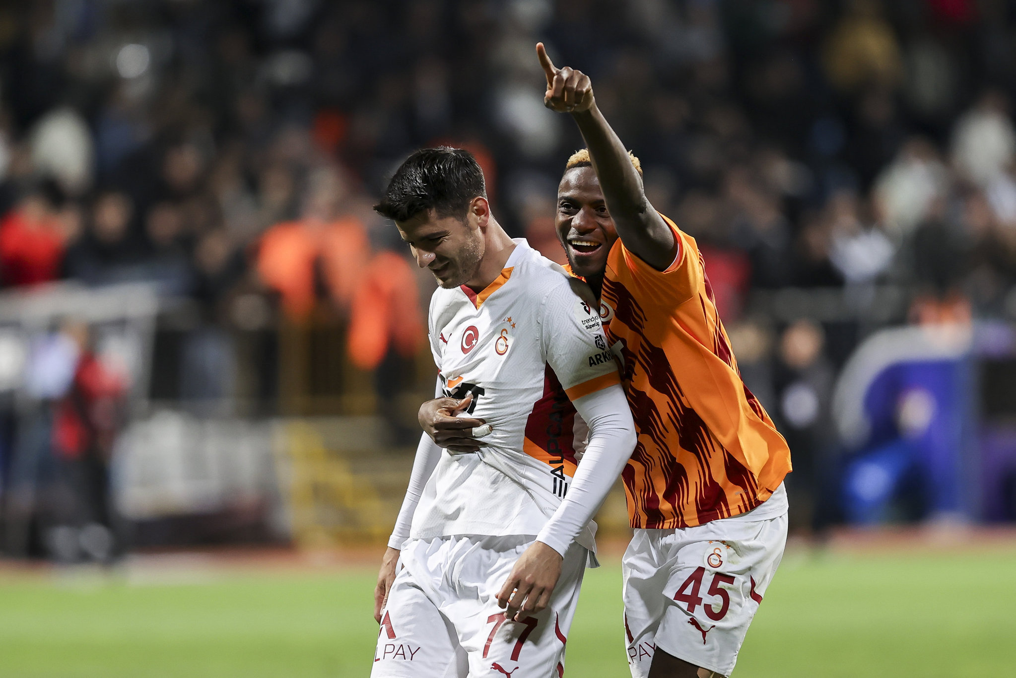 GALATASARAY TRANSFER HABERİ | Sezon sonunda o takıma imza atıyor! Muslera’nın yeni adresini duyurdular