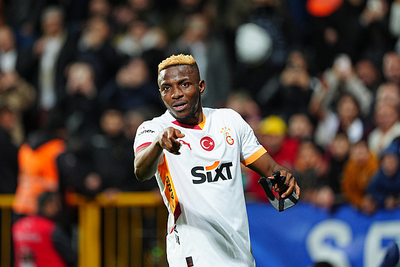 TRANSFER HABERLERİ | Galatasaray yıldız forvet için devrede! Fenerbahçe’nin de gündemine gelmişti