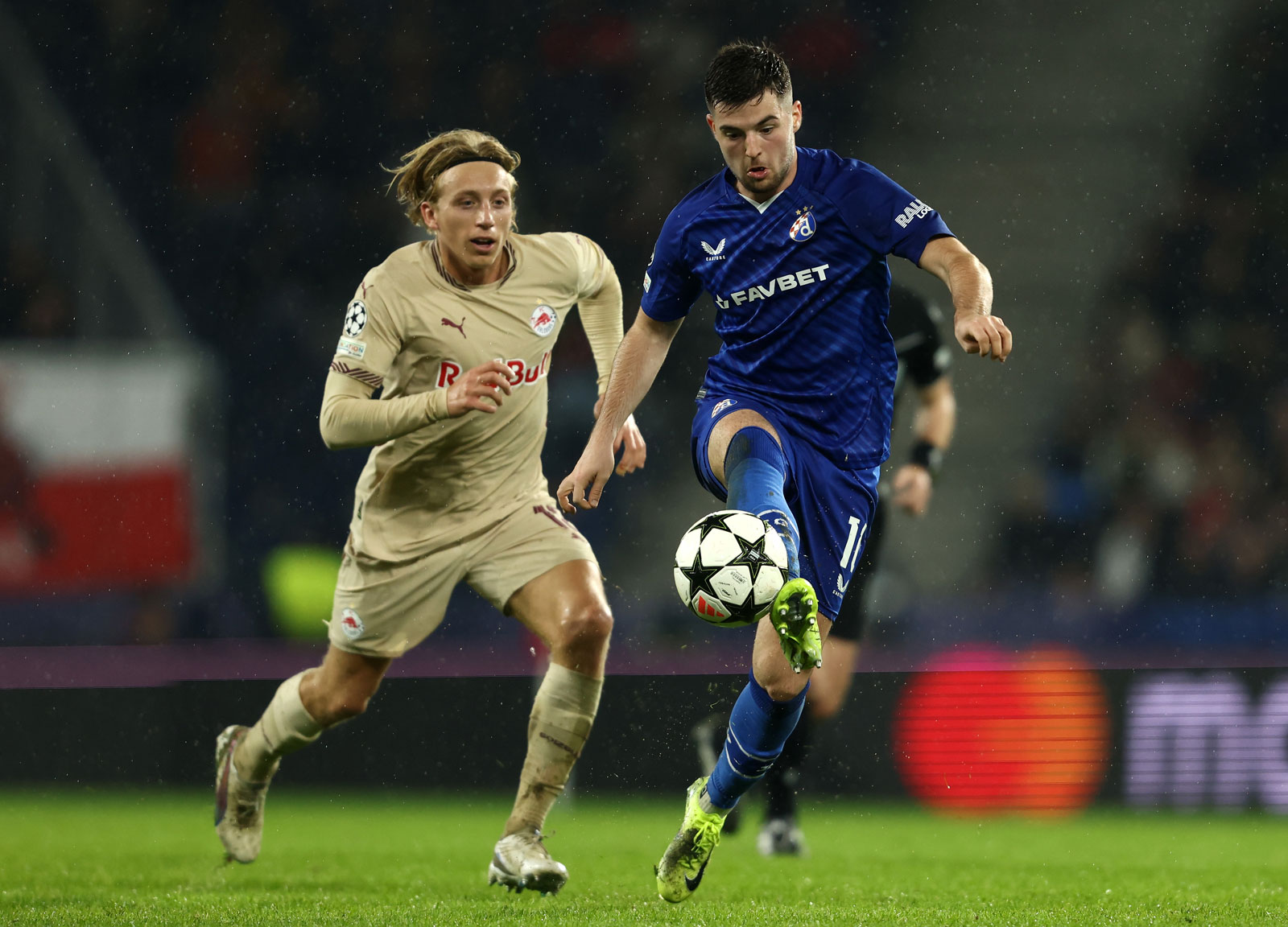 Galatasaray’dan 10 numara transfer! Geleceğin yıldızı Aslan oluyor