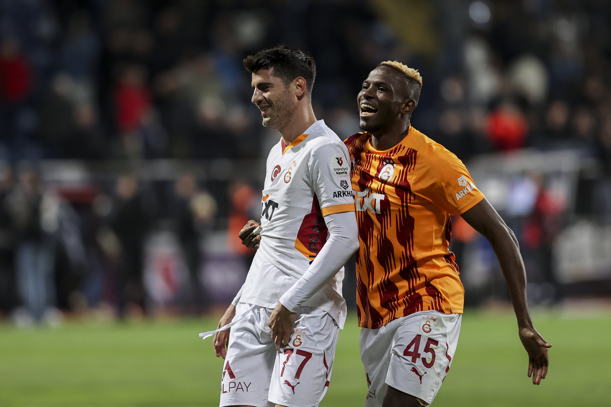 Galatasaray’dan sürpriz kaleci hamlesi! Cimbom’dan transferde ters köşe