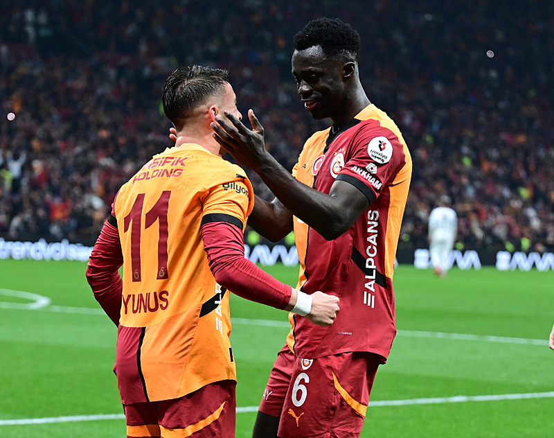 TRANSFER HABERİ - Galatasaray’dan Davinson Sanchez kararı!
